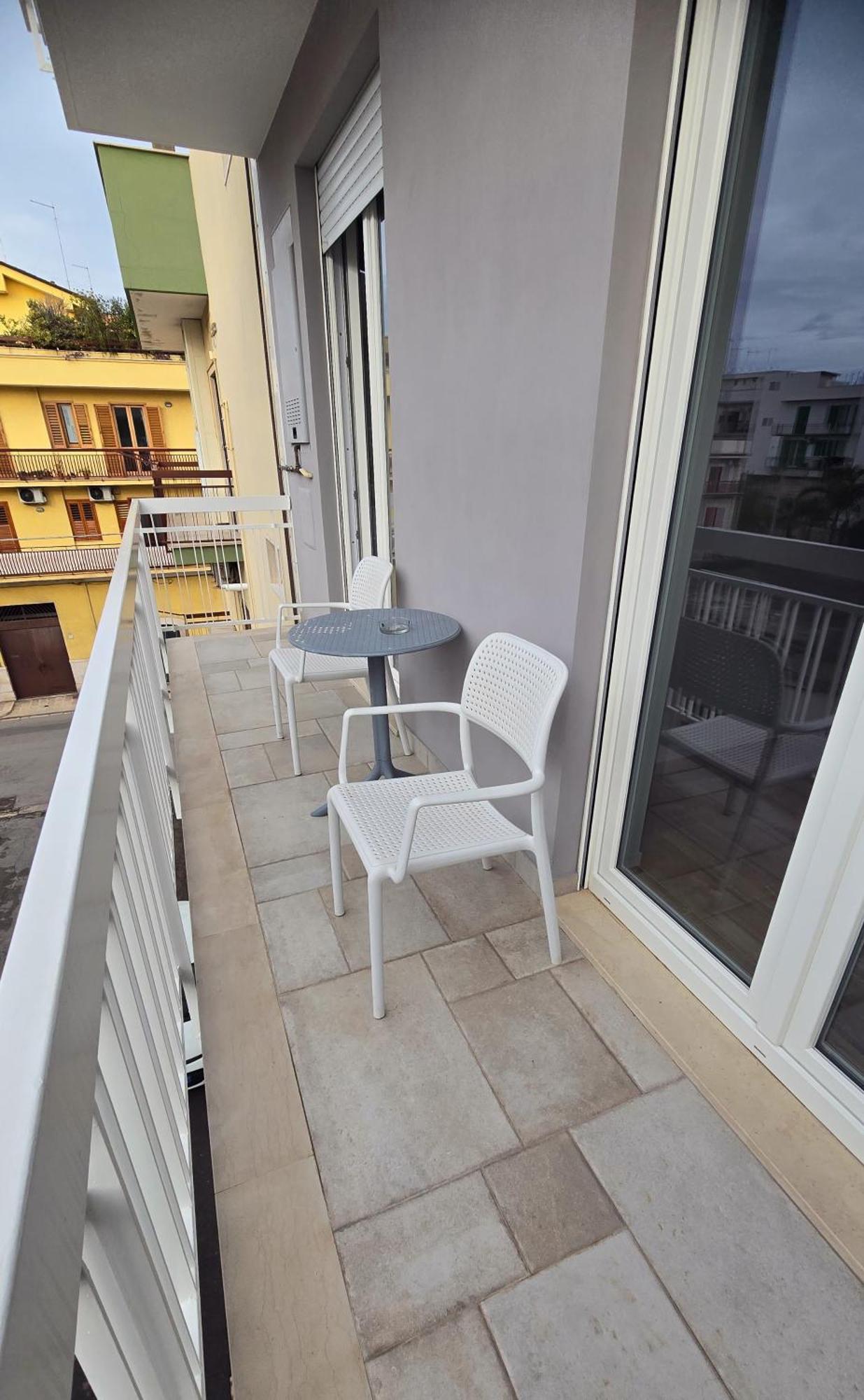ג'ובינאצו Case Vacanze 106 Maison De Charme מראה חיצוני תמונה